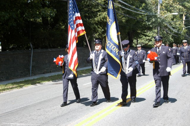 IFD Honor Guard, 125th Anniversary Parade, August 27th, 2005